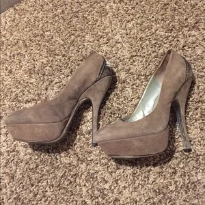 Grey Suede Halston Heritage round toe pumps